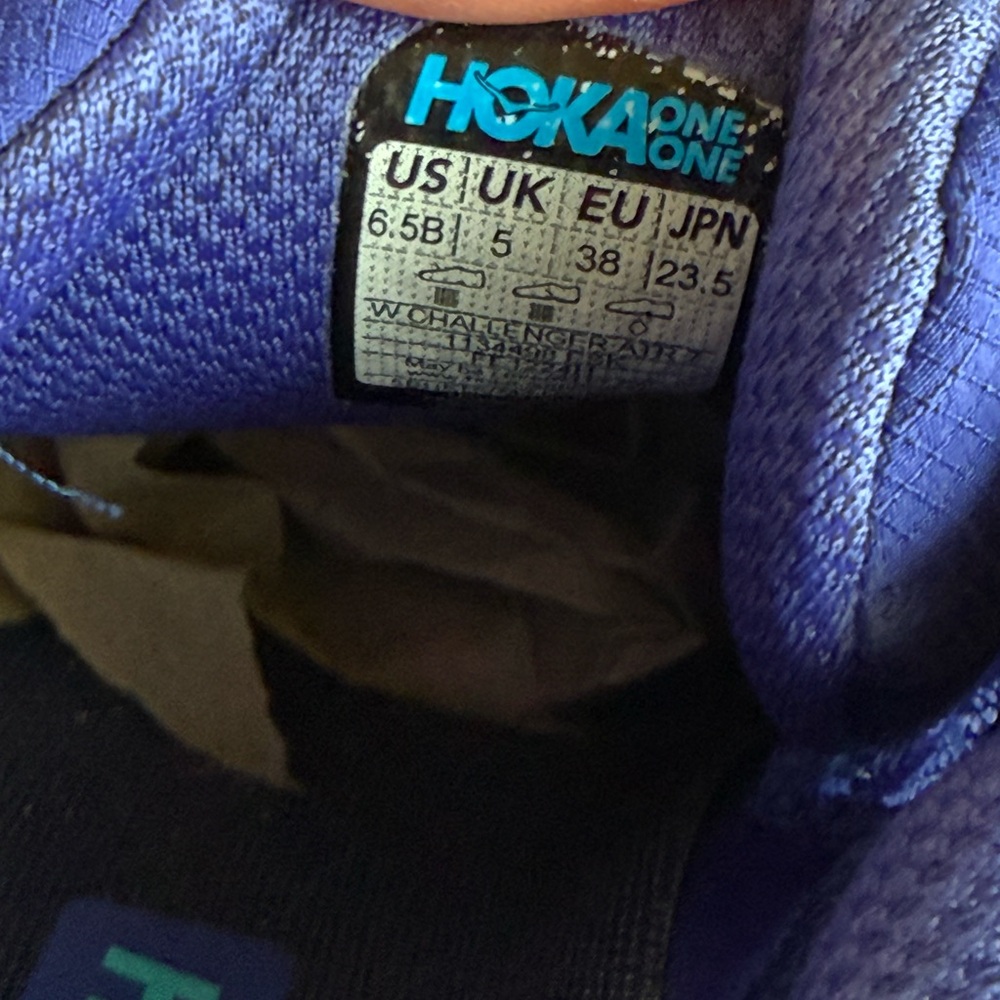 Hoka One One Challenger ATR 7 Athletic Shoes - Picture 8 of 9